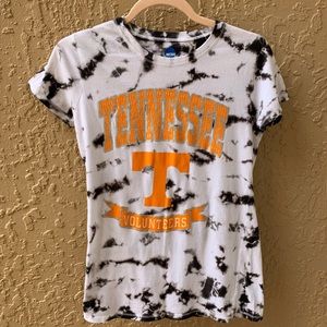 ❤️NCAA Tennessee Vols Shirt - Size Medium
